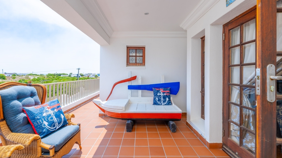 5 Bedroom Property for Sale in Arniston Western Cape